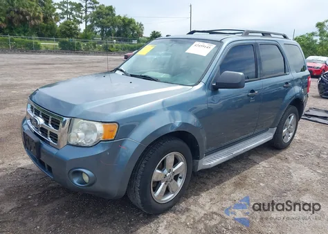 2010 Ford Escape Xlt from USA, damaged, VIN 1FMCU0DG7AKB62105